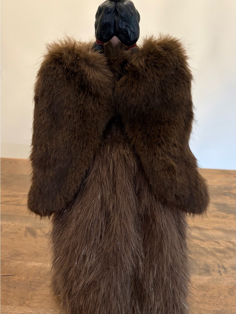 Bella Lux Christmas Angel Viral Chocolate “Mink” VHTF - Picture 12 of 15
